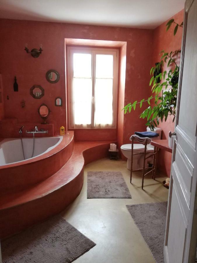 Bed and Breakfast La Virgule De Tanlay Екстер'єр фото